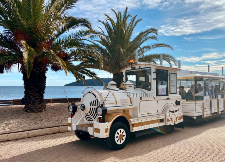 Le petit train sur la corniche du Mourillon