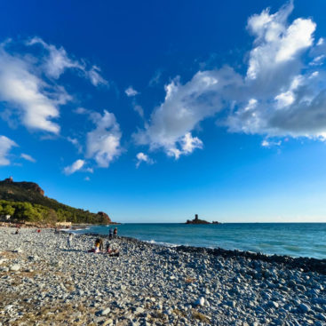 Dramont Landing Beach