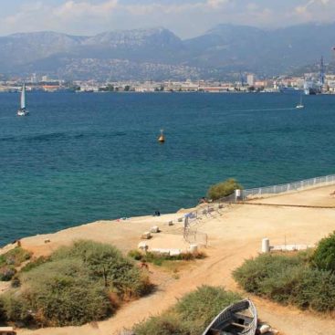 Visit of Toulon harbour by boat